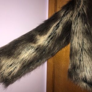 Forever 21 Jackets & Coats - Faux fur long sleeve cropped Jacket Forever 21 Jackets & Coats - Faux fur long sleeve cropped Jacket